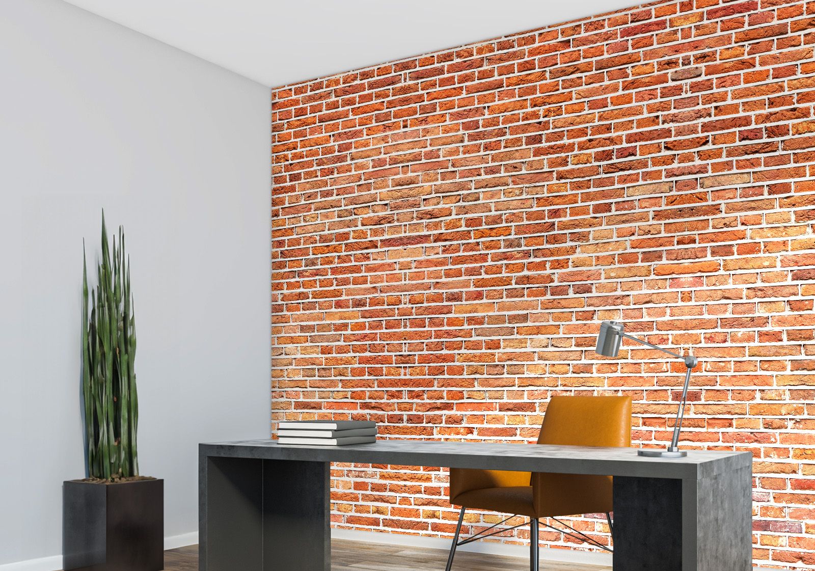 Milieubild mit Arbeitszimmer mit dunklem Schreibtisch, orangefarbenem Stuhl, Stehlampe,  Zimmerpflanze im Topf  und einer Wandverkleidung mit folgendem Motiv: Rote Backsteinmauer mit grauen Fugen, regelmäßiges Muster, Textur.