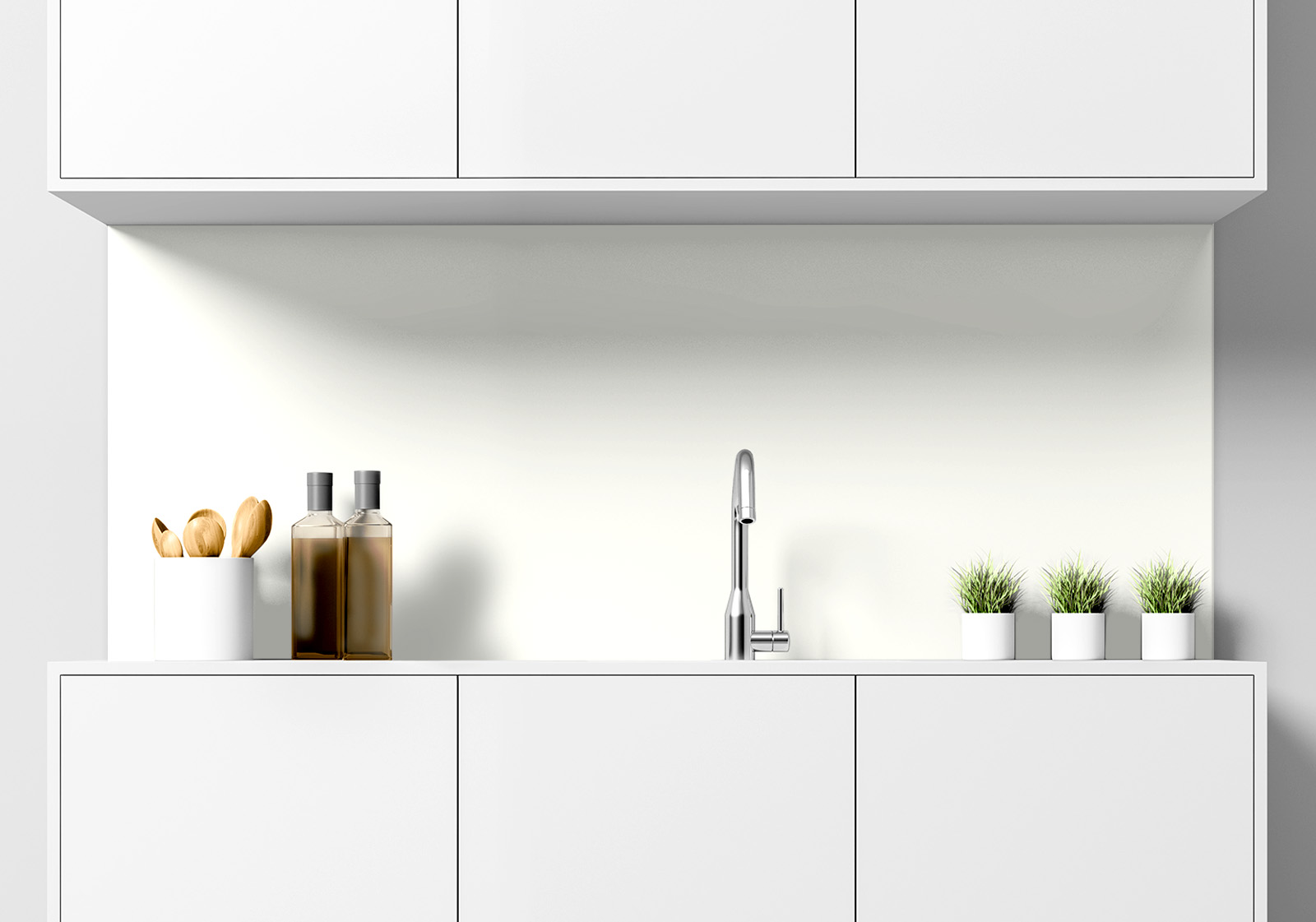 Küchenrückwand -  Reinweiß ≈ RAL 9010 Unifarben Küche mit weißen Hängeschränken, Spüle mit Armatur, Gewürzständer und kleinen Topfpflanzen auf der Arbeitsfläche. Es ist eine Küchenrückwand mit folgendem Motiv verbaut: Einfarbig weißes Bild, keine sichtbaren Details oder Muster.