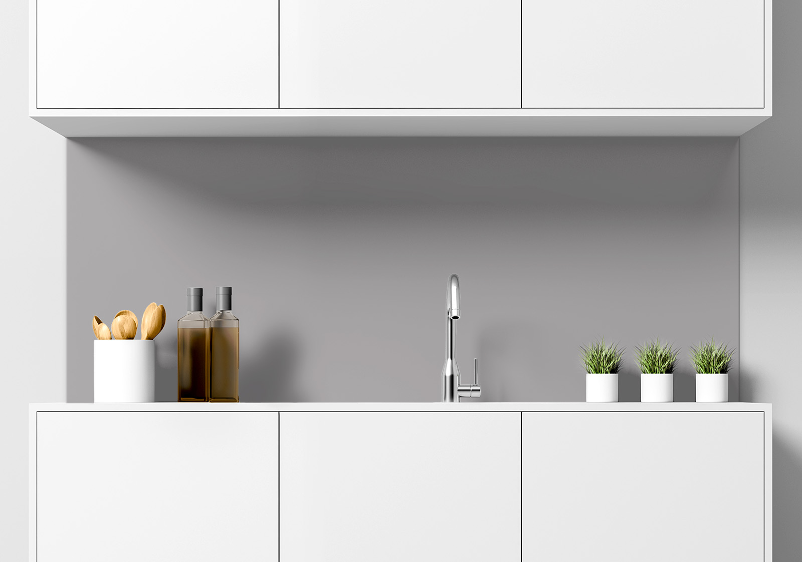 Küche mit weißen Hängeschränken, Spüle mit Armatur, Gewürzständer und kleinen Topfpflanzen auf der Arbeitsfläche. Es ist eine Küchenrückwand mit folgendem Motiv verbaut: Einfarbig graues Bild, keine sichtbaren Details oder Muster.