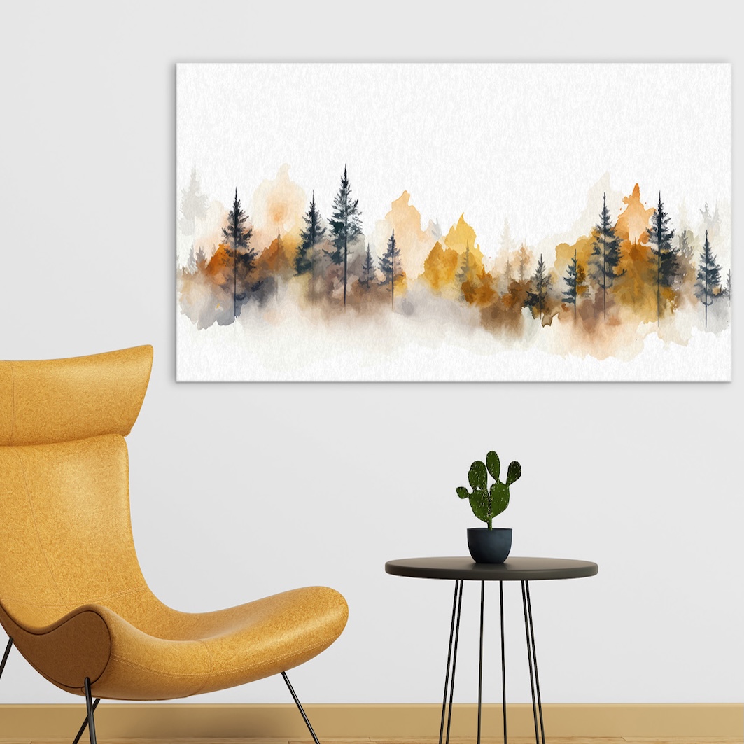 Akustikfilzbild konfigurieren! Milieubild mit gelbem Sessel und Beistelltisch mit Blumenvase. An der Wand hängt ein Akustikfilzbild mit folgendem Motiv: Aquarellmalerei eines Waldes mit Tannenbäumen in verschiedenen Grautönen und goldenen Farbtönen auf weißem Hintergrund.